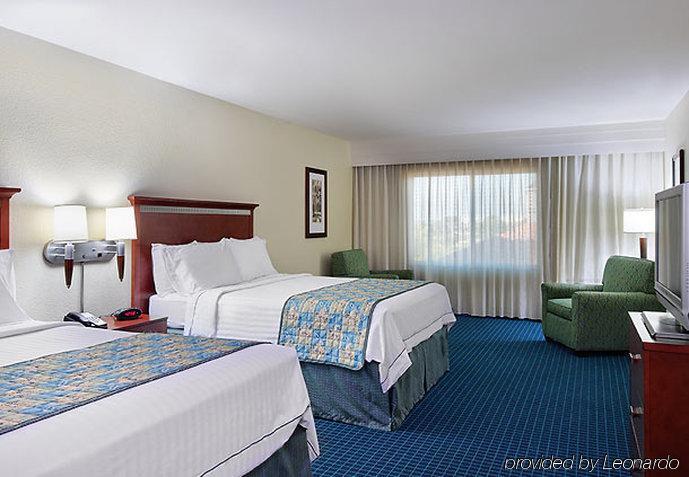 คอร์ทยาร์ด ฟอร์ต ไมเออร์ส แอต I-75 แอนด์ กัล์ฟ โคสต์ ทาวน์ เซ็นเตอร์ Hotel เอสเตอโร ห้อง รูปภาพ